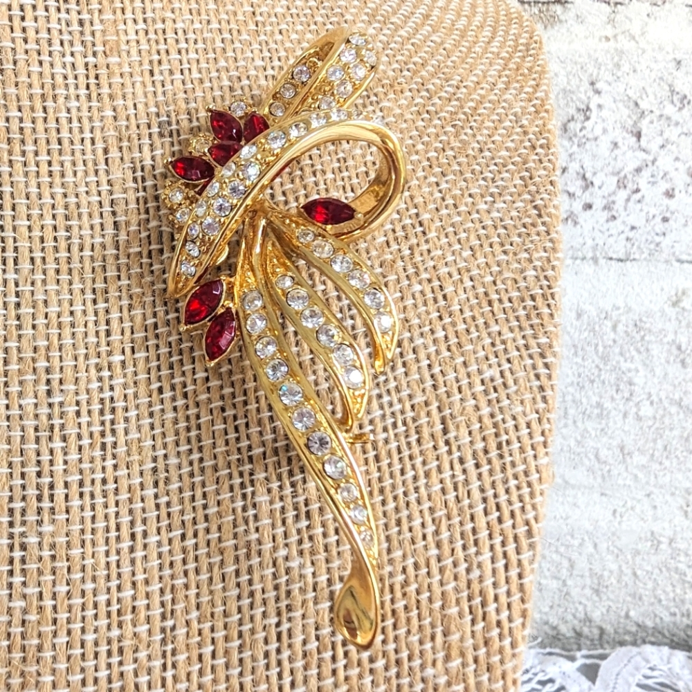 Vtg Faux Ruby Rhinestone Dimensional Bouquet Ribbon Brooch July Birthstone